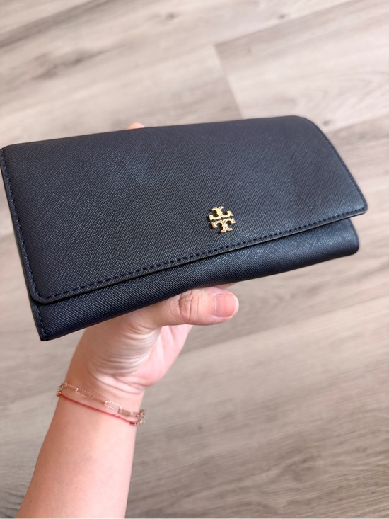 Tory Burch Handbags - Tory Burch Black Saffiano Leather Continental Wallet with Gold Logo